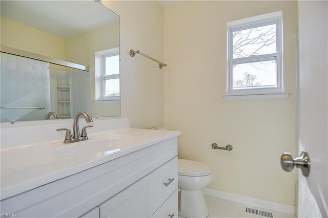 3821 Amberley Forest PL, Virginia Beach, VA 23453