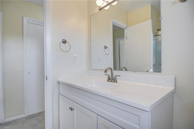 3821 Amberley Forest PL, Virginia Beach, VA 23453