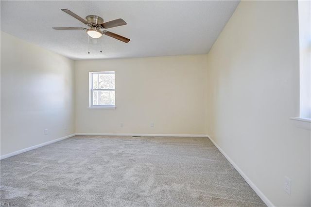 3821 Amberley Forest PL, Virginia Beach, VA 23453