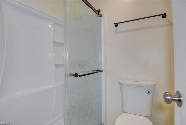 3821 Amberley Forest PL, Virginia Beach, VA 23453