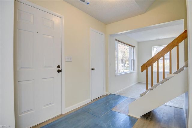 3821 Amberley Forest PL, Virginia Beach, VA 23453