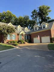 908 Stone Box Ct, Brentwood, TN 37027