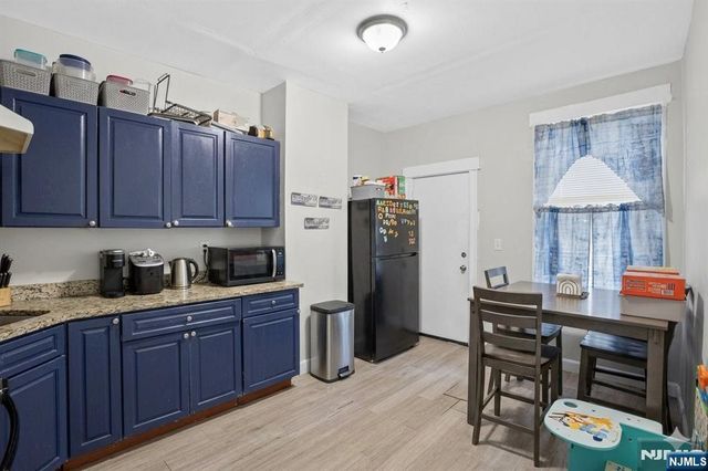 160 Fulton Avenue, Jersey City, NJ 07305