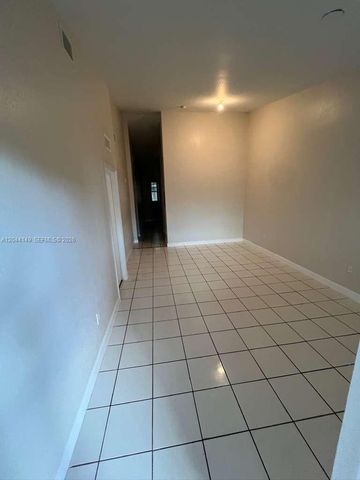 1661 SE 28th St 202, Homestead, FL 33035