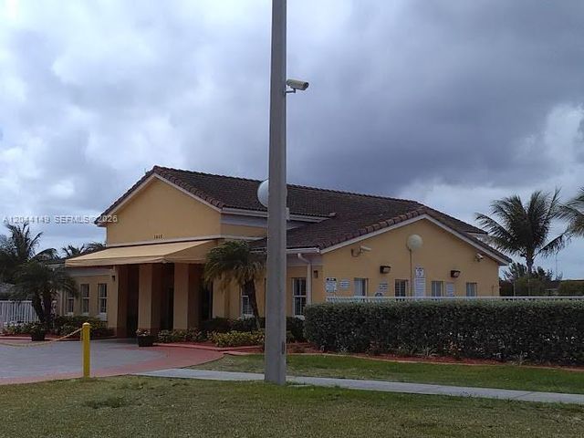 1661 SE 28th St 202, Homestead, FL 33035