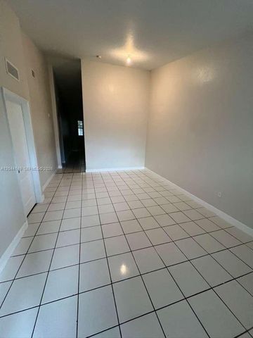 1661 SE 28th St 202, Homestead, FL 33035