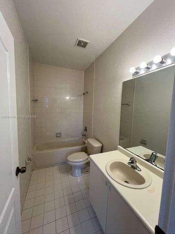 1661 SE 28th St 202, Homestead, FL 33035