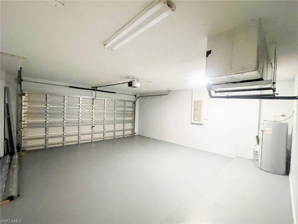 Image 35 of property listing at Address unavailable.