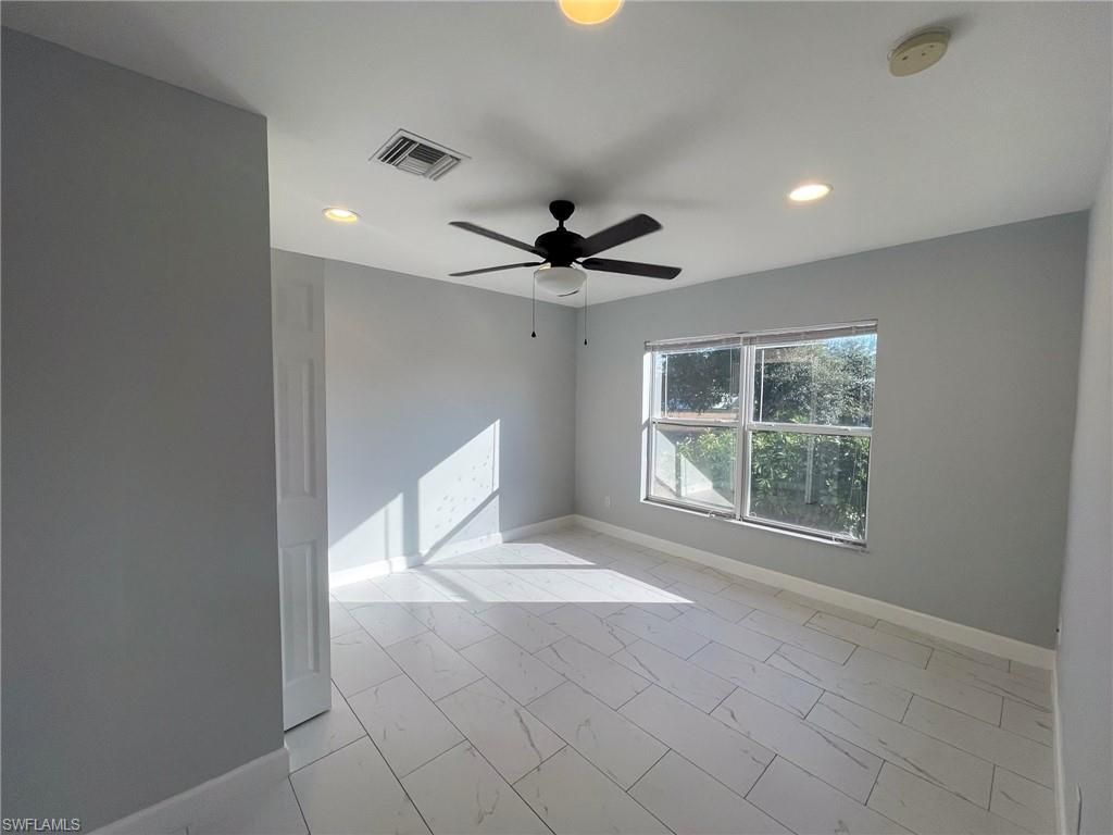 Image 9 of property listing at Address unavailable.