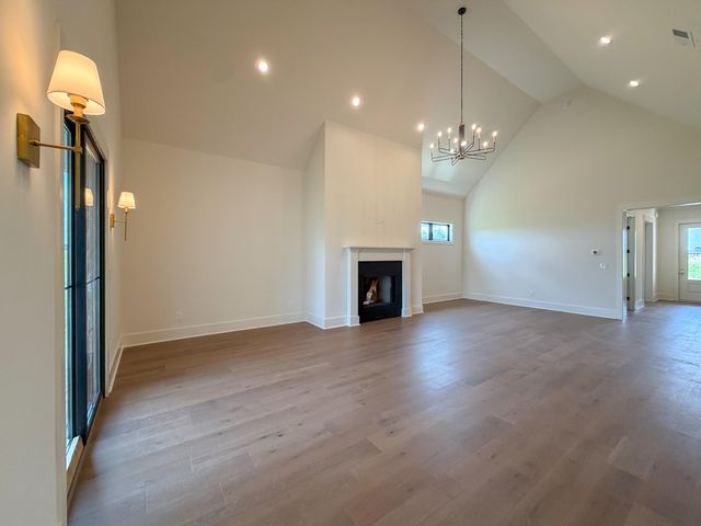 229 Madison Avenue, Nicholasville, KY 40356