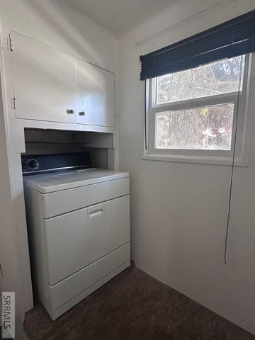 402 3rd Street, Idaho Falls, ID 83404