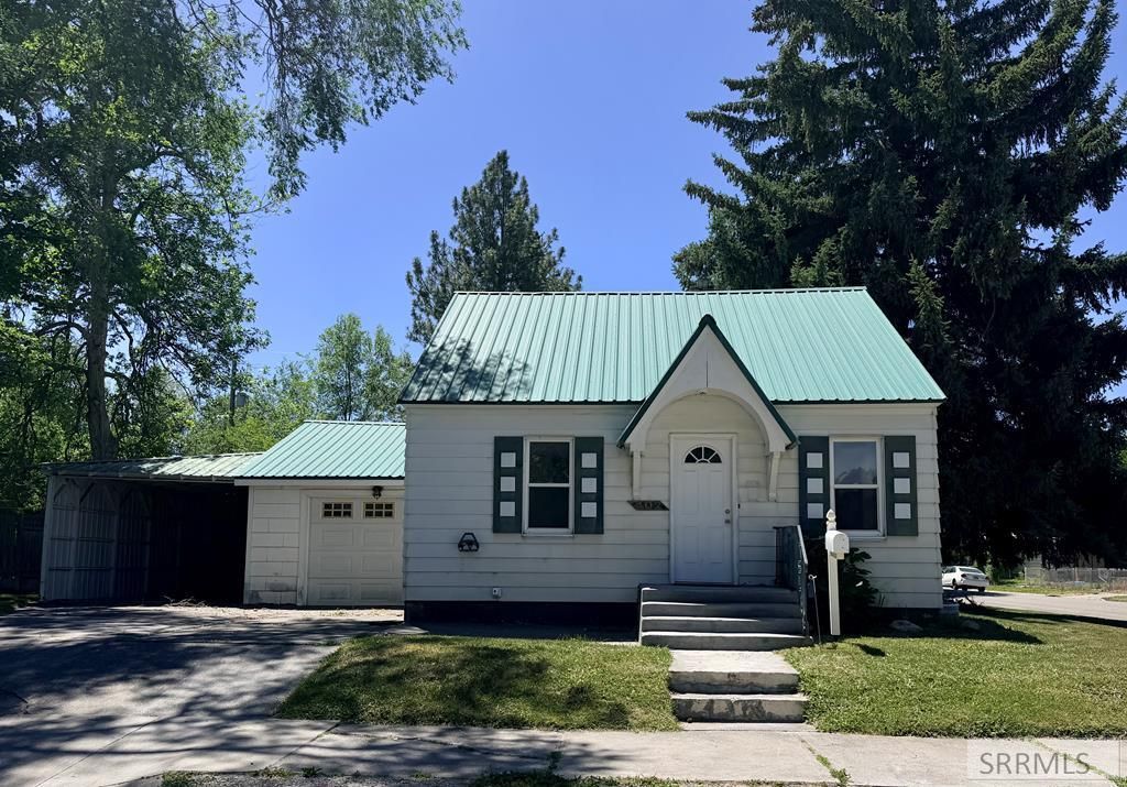 402 3rd Street, Idaho Falls, ID 83404
