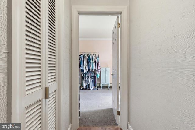 200 S 8TH ST, Mount Wolf, PA 17347