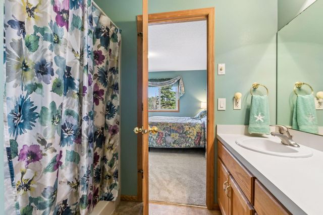 4808 Marigold Avenue N, Brooklyn Park, MN 55443