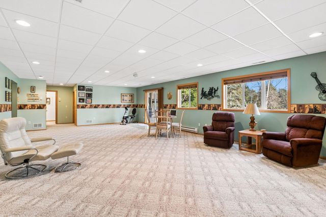 4808 Marigold Avenue N, Brooklyn Park, MN 55443