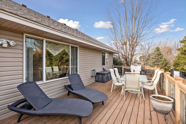 4808 Marigold Avenue N, Brooklyn Park, MN 55443