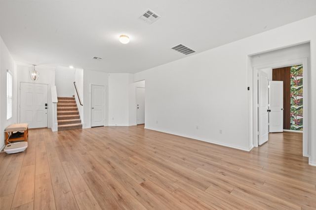 7903 Prairie Rye DR, Lago Vista, TX 78645