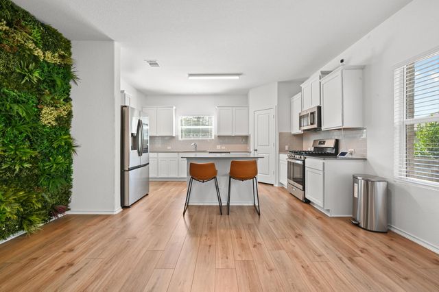 7903 Prairie Rye DR, Lago Vista, TX 78645
