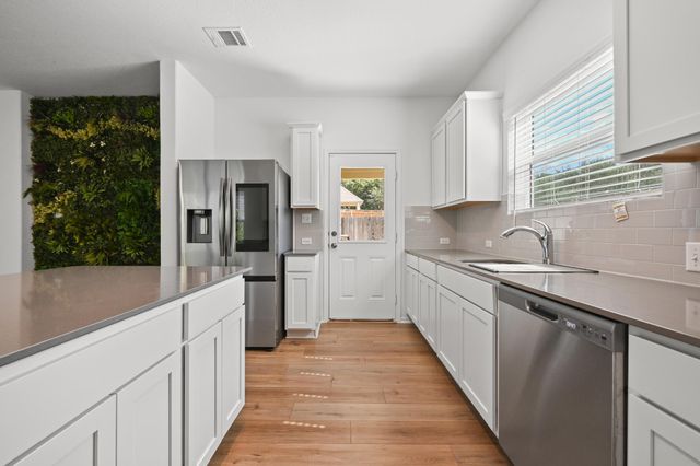7903 Prairie Rye DR, Lago Vista, TX 78645
