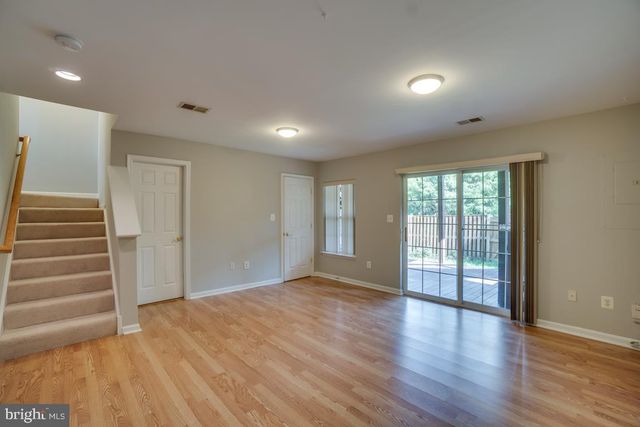 43687 PHELPS TER, Ashburn, VA 20147