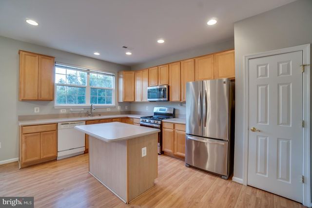 43687 PHELPS TER, Ashburn, VA 20147