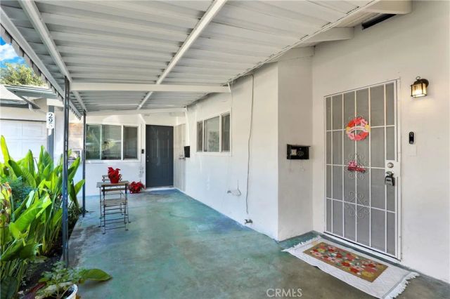 293 W Artesia Street, Pomona, CA 91768