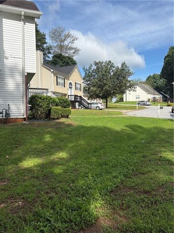 335 Lake Royale Place, Riverdale, GA 30296