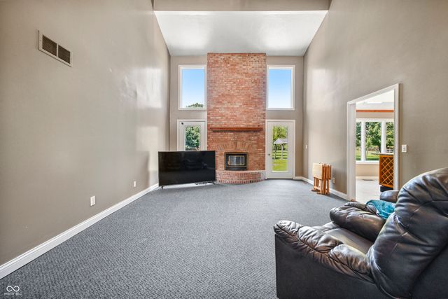 5783 E State Road 46 E, Batesville, IN 47006