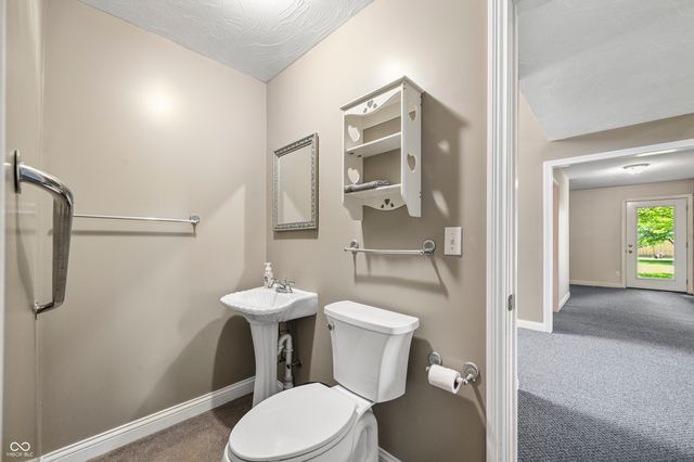 5783 E State Road 46 E, Batesville, IN 47006