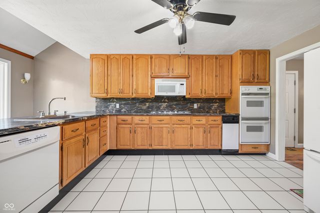 5783 E State Road 46 E, Batesville, IN 47006