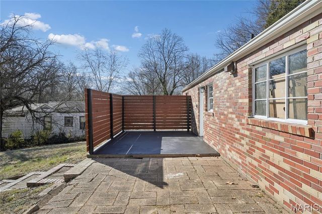 332 Argent Avenue, St Louis, MO 63135