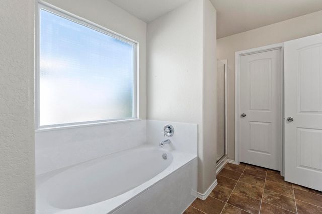 1812 Enchanted Rock DR, Cedar Park, TX 78613