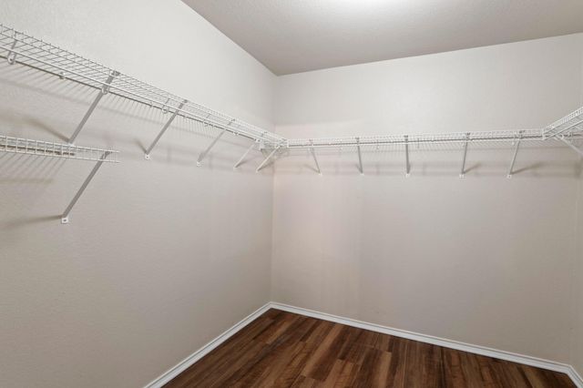 1812 Enchanted Rock DR, Cedar Park, TX 78613