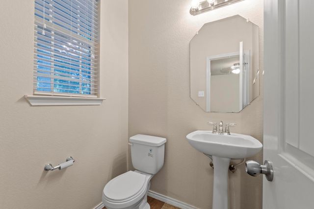 1812 Enchanted Rock DR, Cedar Park, TX 78613