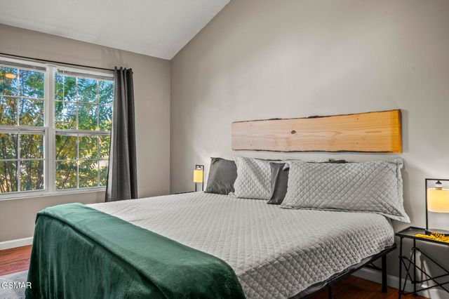 1428 William Holt Boulevard, Sevierville, TN 37862