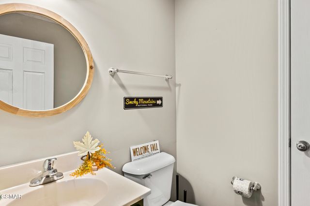 1428 William Holt Boulevard, Sevierville, TN 37862