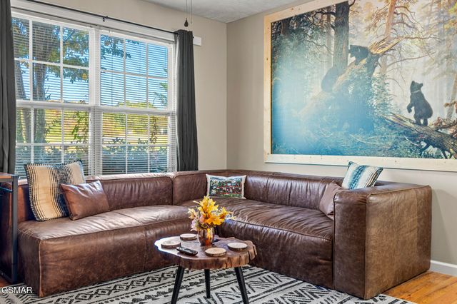 1428 William Holt Boulevard, Sevierville, TN 37862