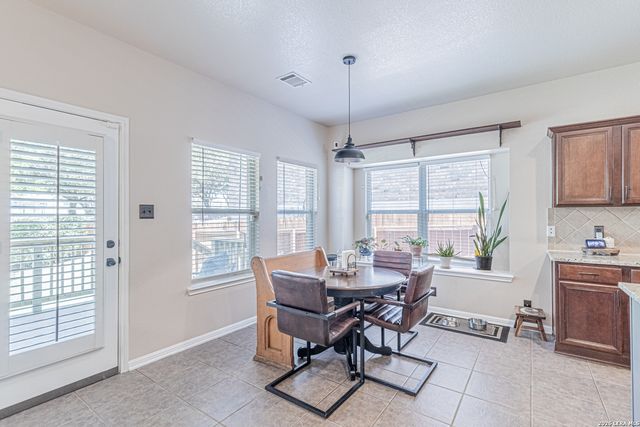 8223 Sabinoso, Helotes, TX 78023