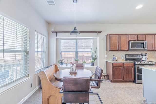 8223 Sabinoso, Helotes, TX 78023