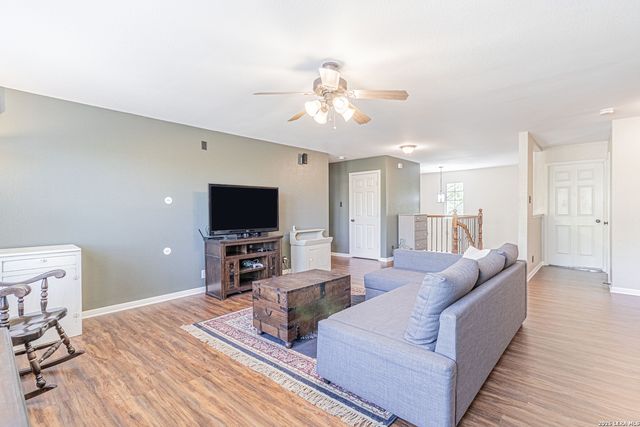 8223 Sabinoso, Helotes, TX 78023