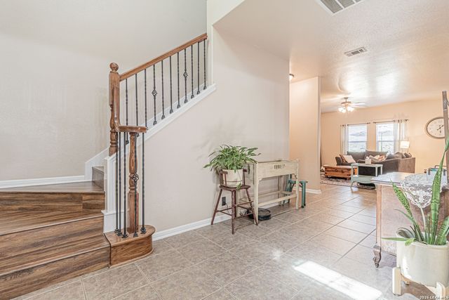 8223 Sabinoso, Helotes, TX 78023