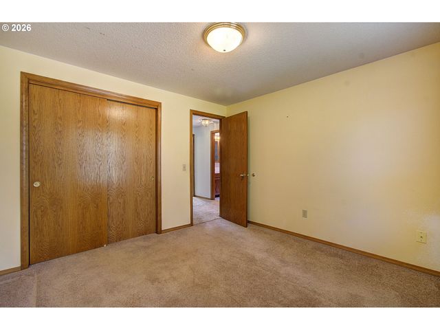 4911 Ne 27TH Ct, Vancouver, WA 98663