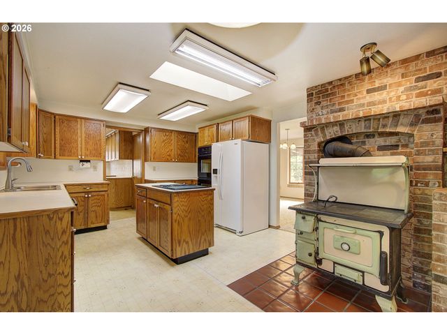 4911 Ne 27TH Ct, Vancouver, WA 98663
