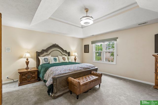 6468 Van Buren Drive, Omaha, NE 68135