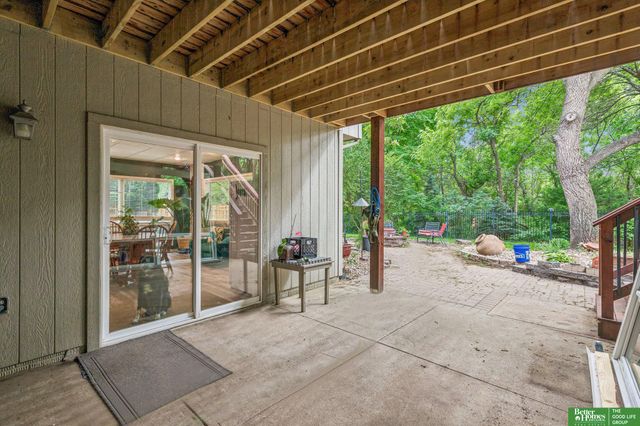 6468 Van Buren Drive, Omaha, NE 68135