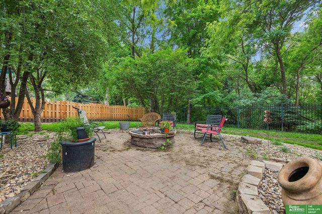 6468 Van Buren Drive, Omaha, NE 68135