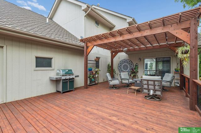6468 Van Buren Drive, Omaha, NE 68135