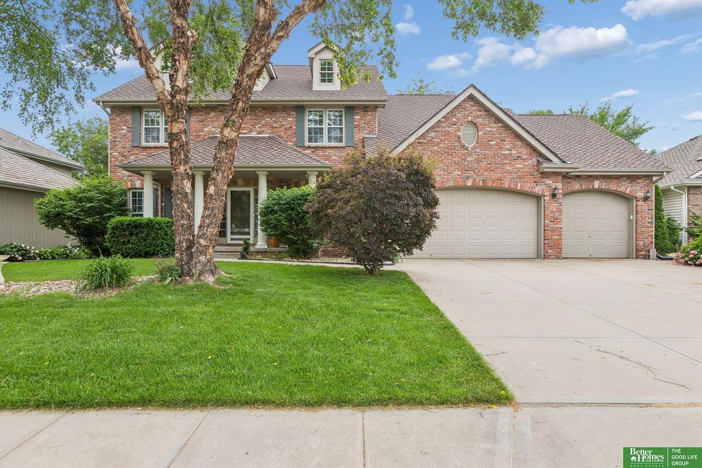 6468 Van Buren Drive, Omaha, NE 68135