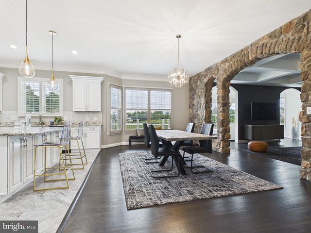 38565 PIGGOTT BOTTOM, Hamilton, VA 20158