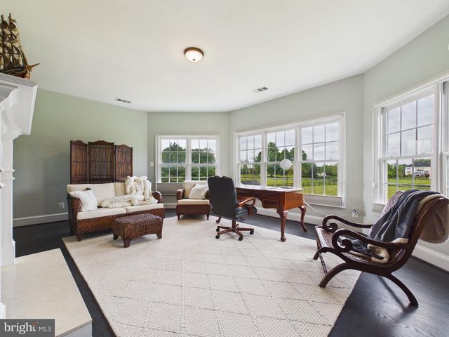 38565 PIGGOTT BOTTOM, Hamilton, VA 20158